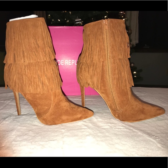 🎊SOLD🎊 Shoe Republic LA Fringe Bootie - Picture 2 of 5
